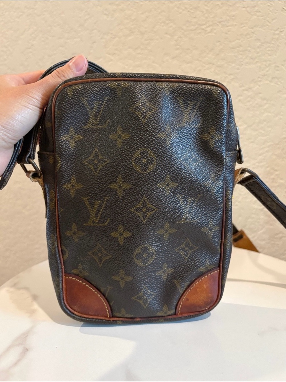 Louis Vuitton Danube Mini
Brown Monogram Crossbody Bag - Picture 3 of 14